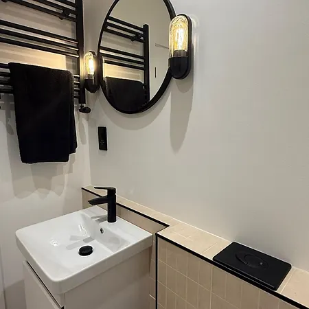 度假居 Newly Refurbished 约克