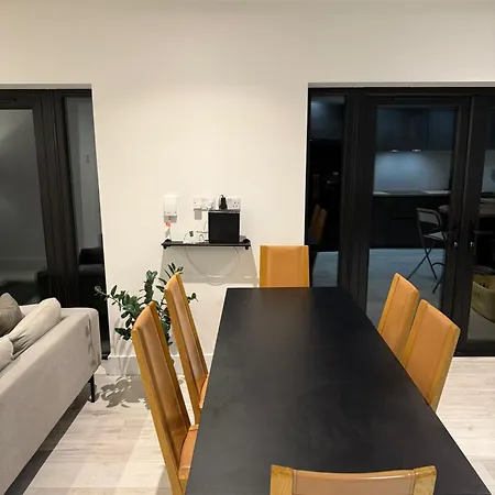 度假居 Newly Refurbished