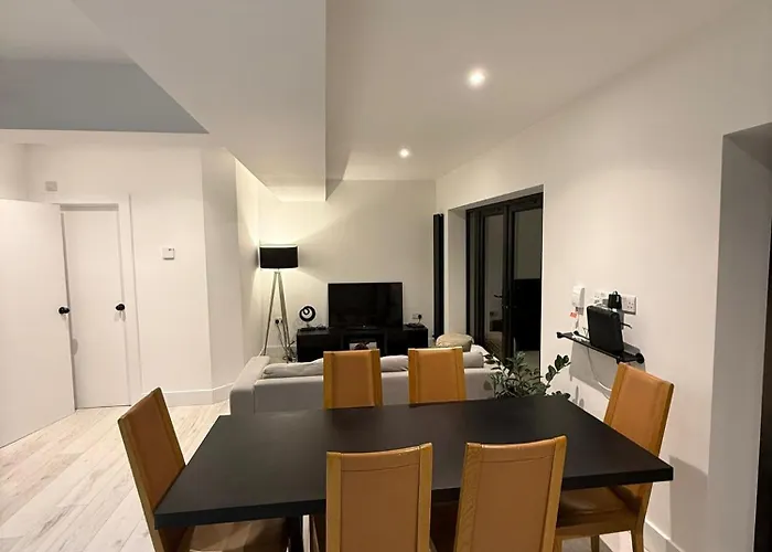 Newly Refurbished Feriehus York